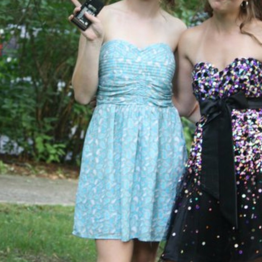 Blue dress